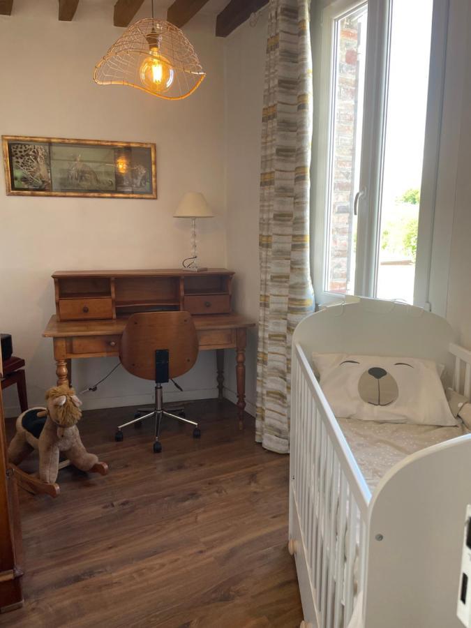 Villa Fontaine Avec Piscine Interieur Chauffee-Maison De Campagne Familiale -Ideal Vacances Ou Sejour Professionnel -3 Chambres-Bureau Separe -Lit Bebe - Parking Facile & Gratuit المظهر الخارجي الصورة