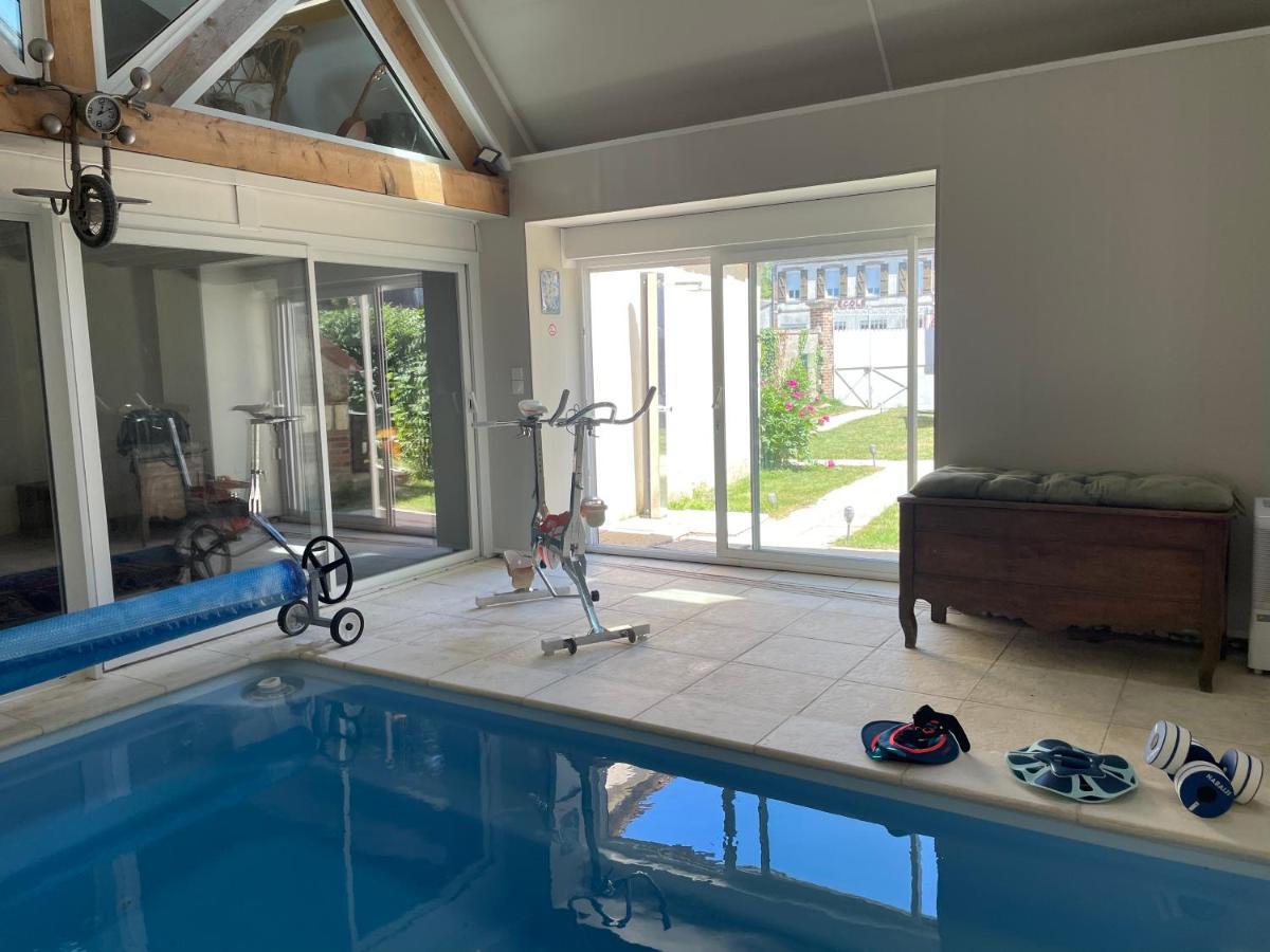 Villa Fontaine Avec Piscine Interieur Chauffee-Maison De Campagne Familiale -Ideal Vacances Ou Sejour Professionnel -3 Chambres-Bureau Separe -Lit Bebe - Parking Facile & Gratuit المظهر الخارجي الصورة