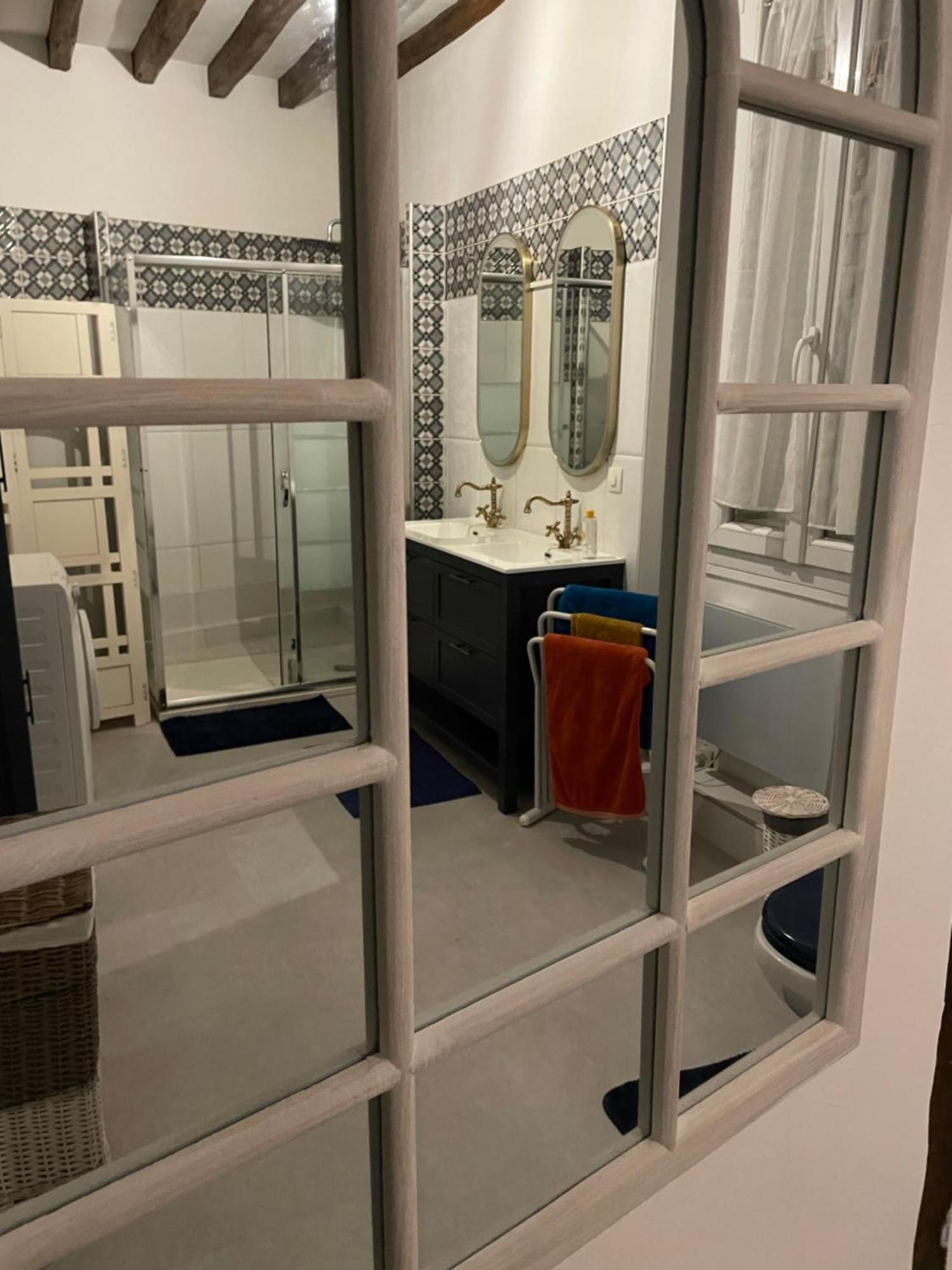 Villa Fontaine Avec Piscine Interieur Chauffee-Maison De Campagne Familiale -Ideal Vacances Ou Sejour Professionnel -3 Chambres-Bureau Separe -Lit Bebe - Parking Facile & Gratuit المظهر الخارجي الصورة